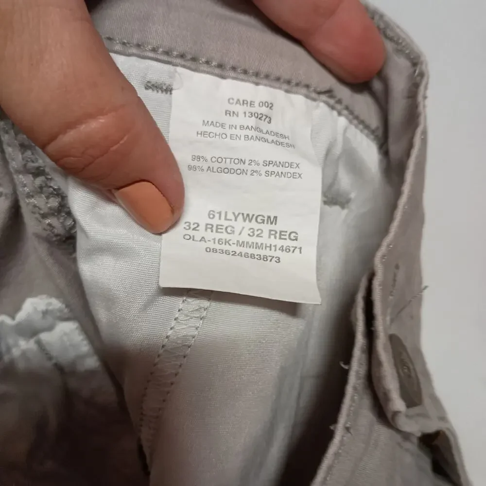 Wrangler Men’s Gray Chino Shorts Size 32 Flat Front Casual 10